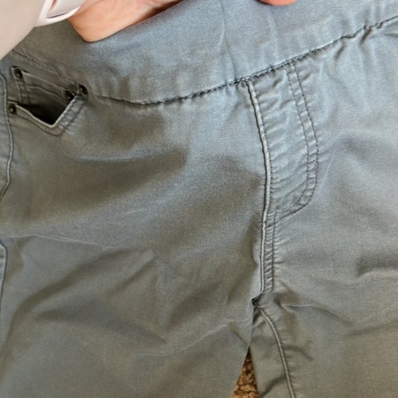 Grey Jeggings - Picture 3 of 5